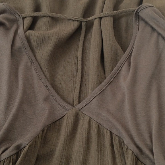 Altar'd State Womens Olive Green Flowy Gauze Babydoll Top Vneck Tunic Size Large - Picture 8 of 9